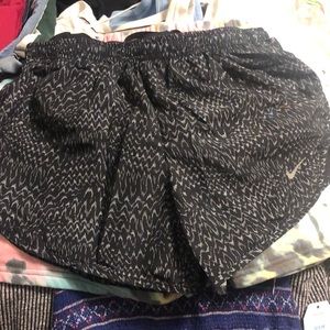 I’m selling a pair of black/ gray Nike short! I grew out of these!
